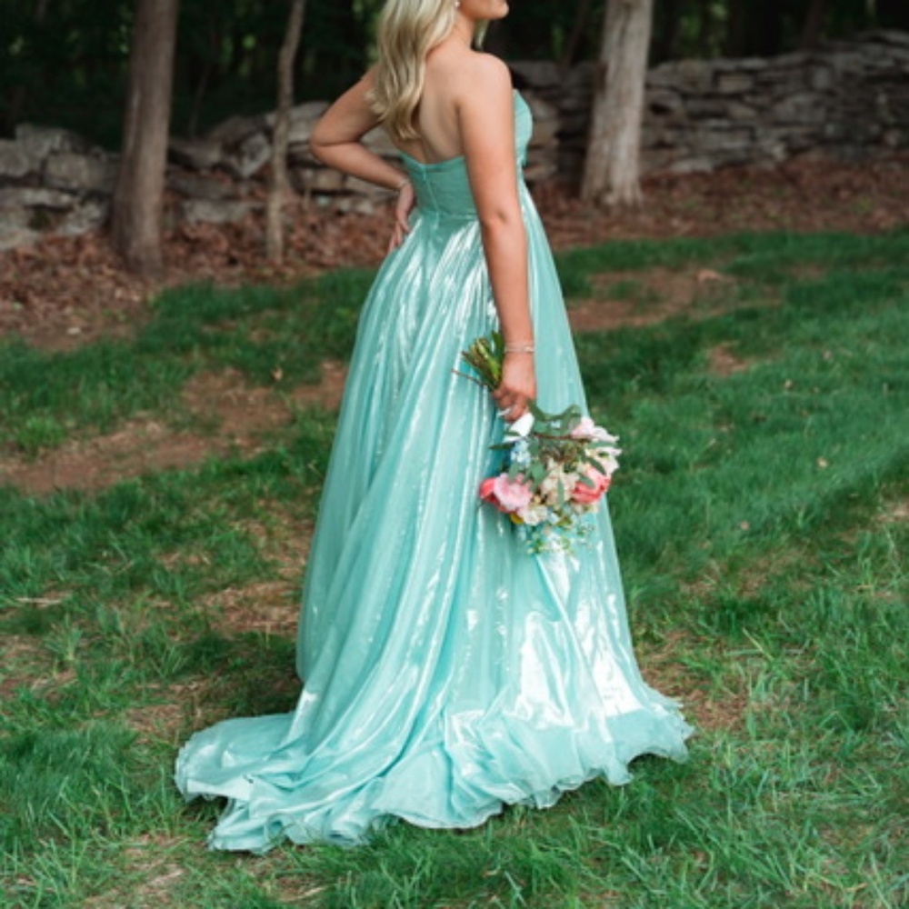 Sherri Hill size 2 57108 style light blue - Picture 4 of 7